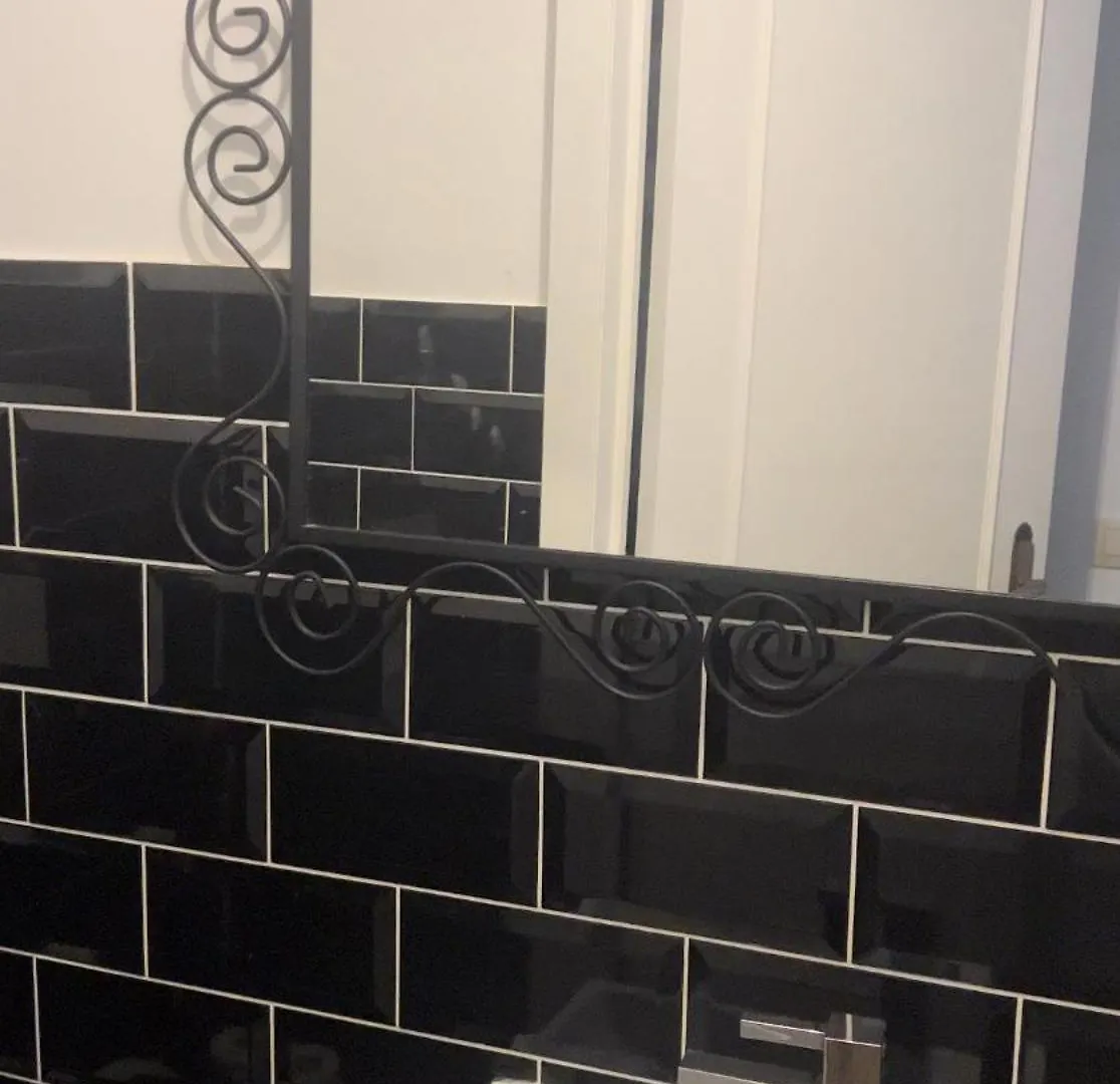 Appartement 3 Chambres Centre Vilvoorde Bruxelles Brusselsairport Expo Nato Anvers Wifi Free Parking